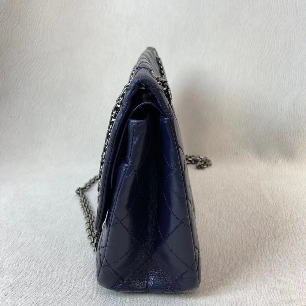 SOLD - CHANEL Dark Blue Crumpled Calfskin Reissue 2.55 226 - Picture 7 of 15